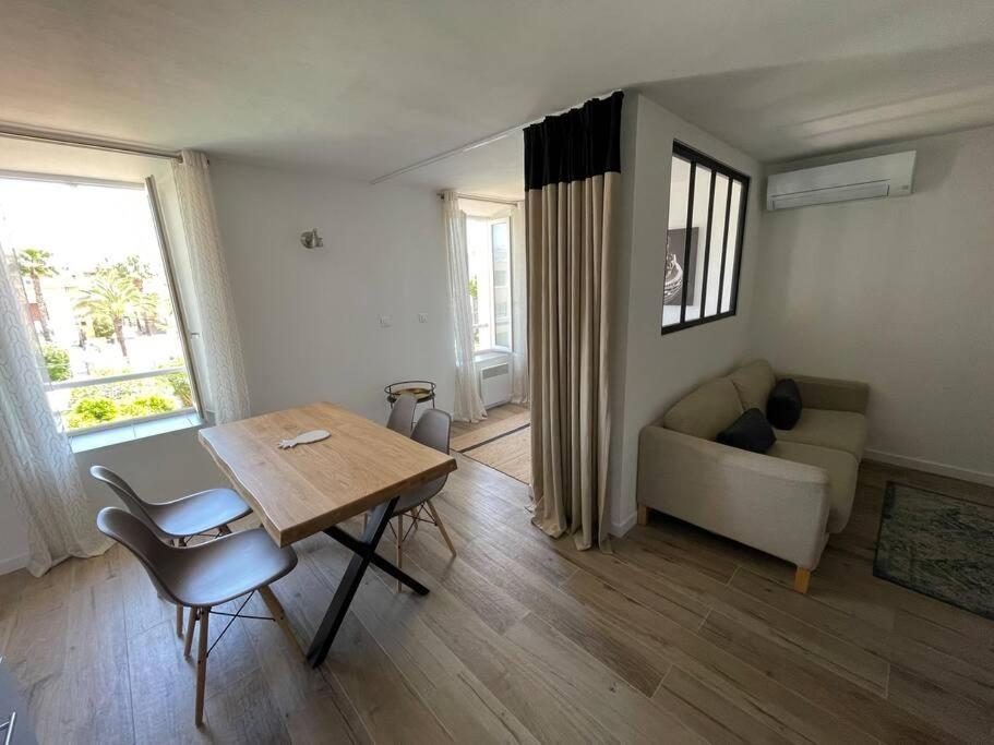 Tres Bel Appartement, Port Sanary, Sanary-sur-Mer Exterior foto